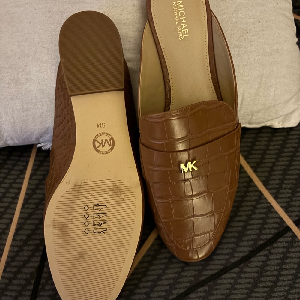 Michael Kors brown mules - Picture 2 of 3